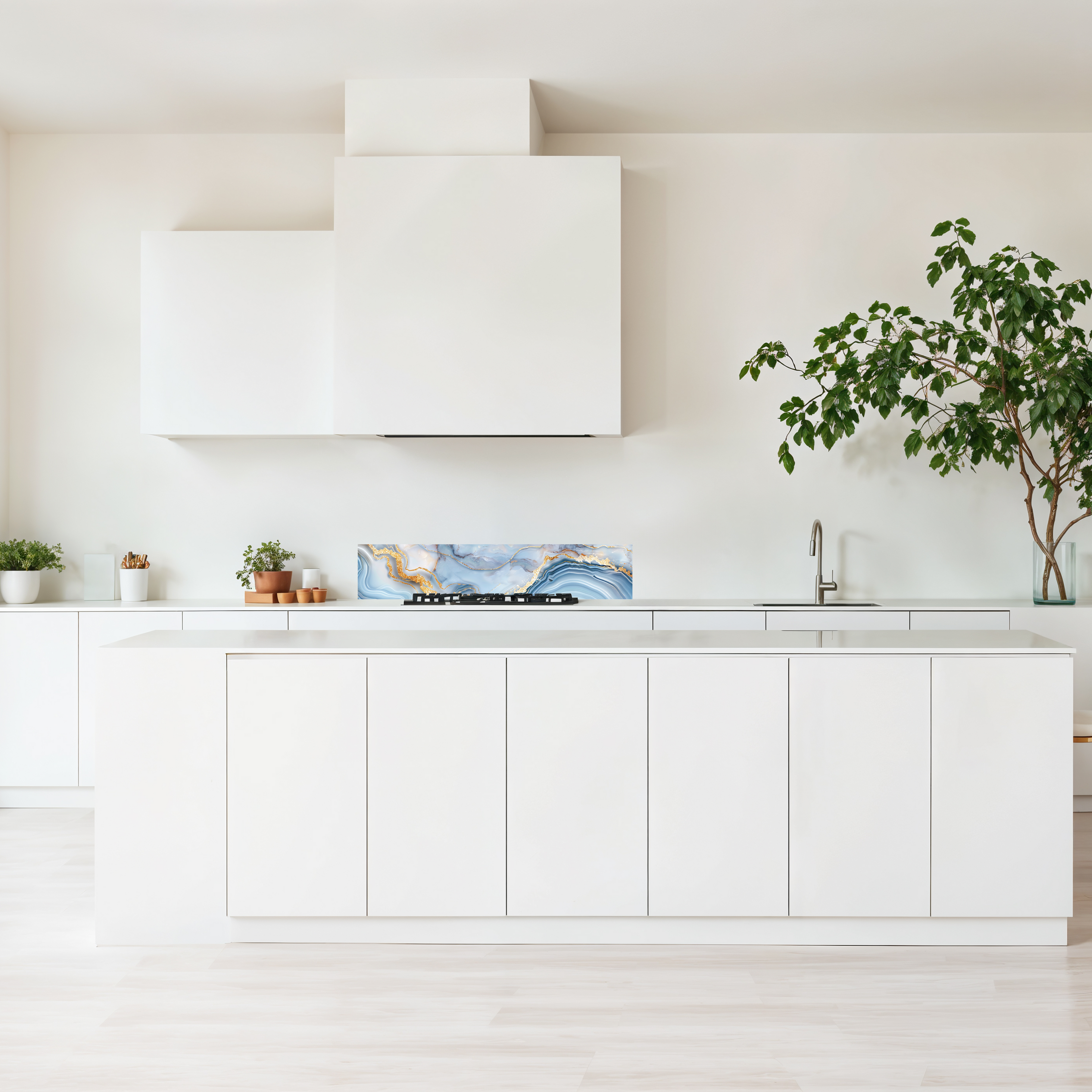 Crédence cuisine imprimée sur dibond effet marbre bleu, blanc et doré