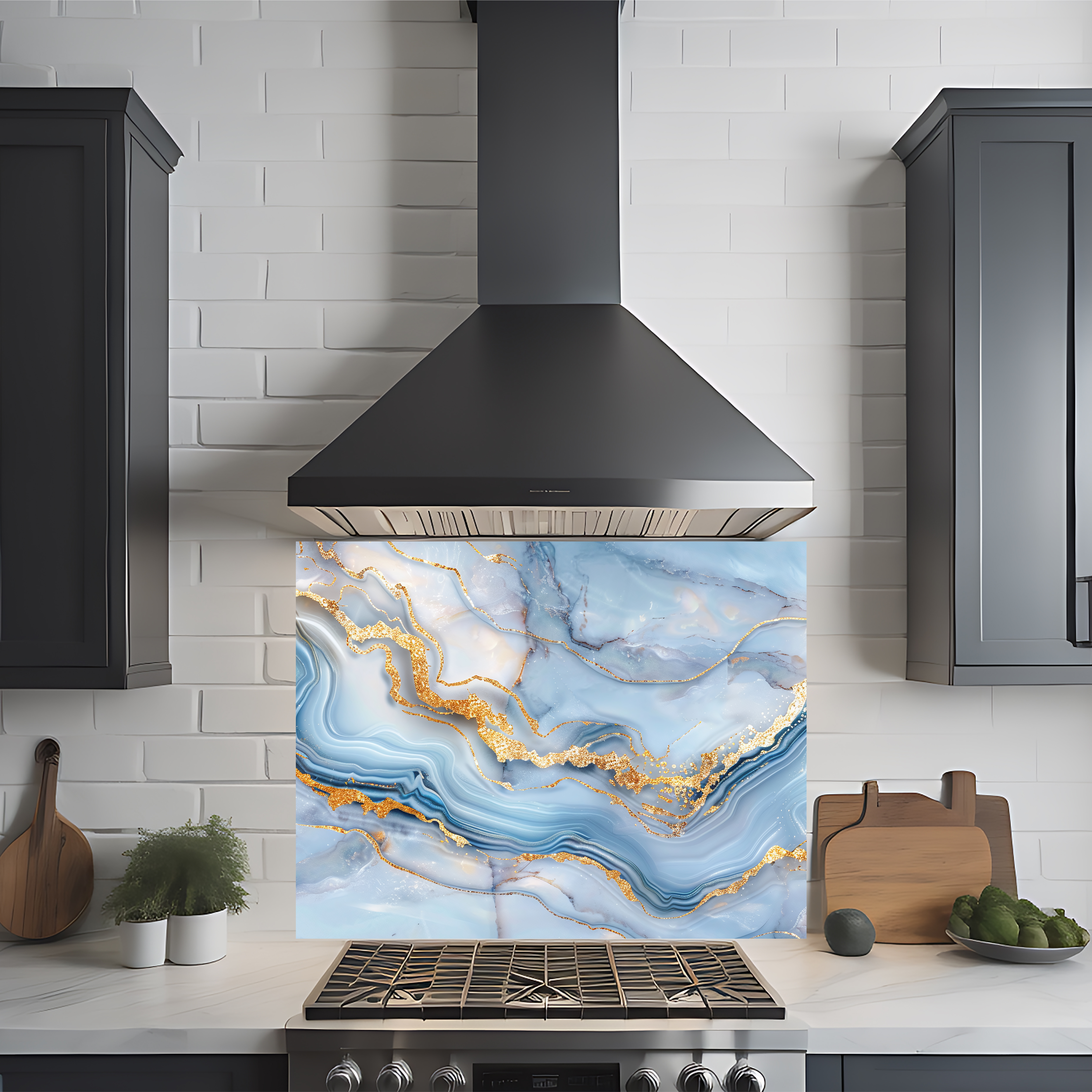 Crédence cuisine imprimée sur dibond effet marbre bleu, blanc et doré